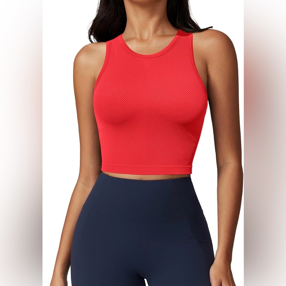 ATTRACO crop Seamless Tank - Picture 2 of 5